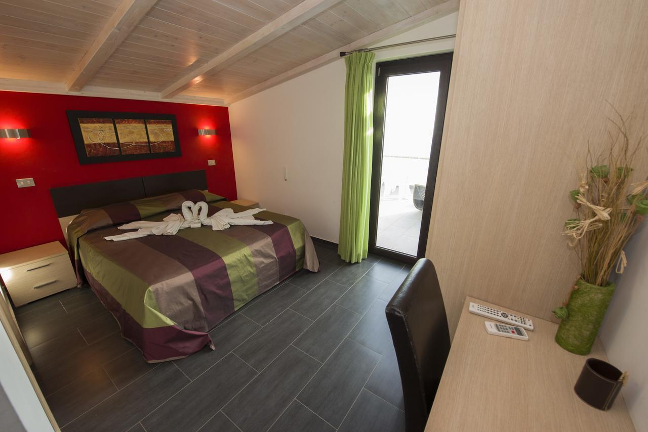 B&B Valentino Coccorino Eksteriør billede
