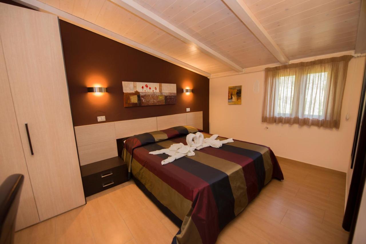 B&B Valentino Coccorino Eksteriør billede